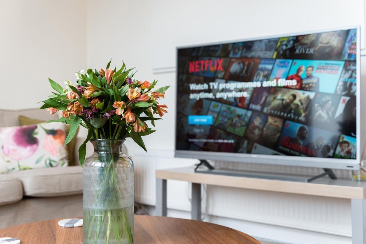 Heart Of Ealing Apartment With Garden Londres Extérieur photo