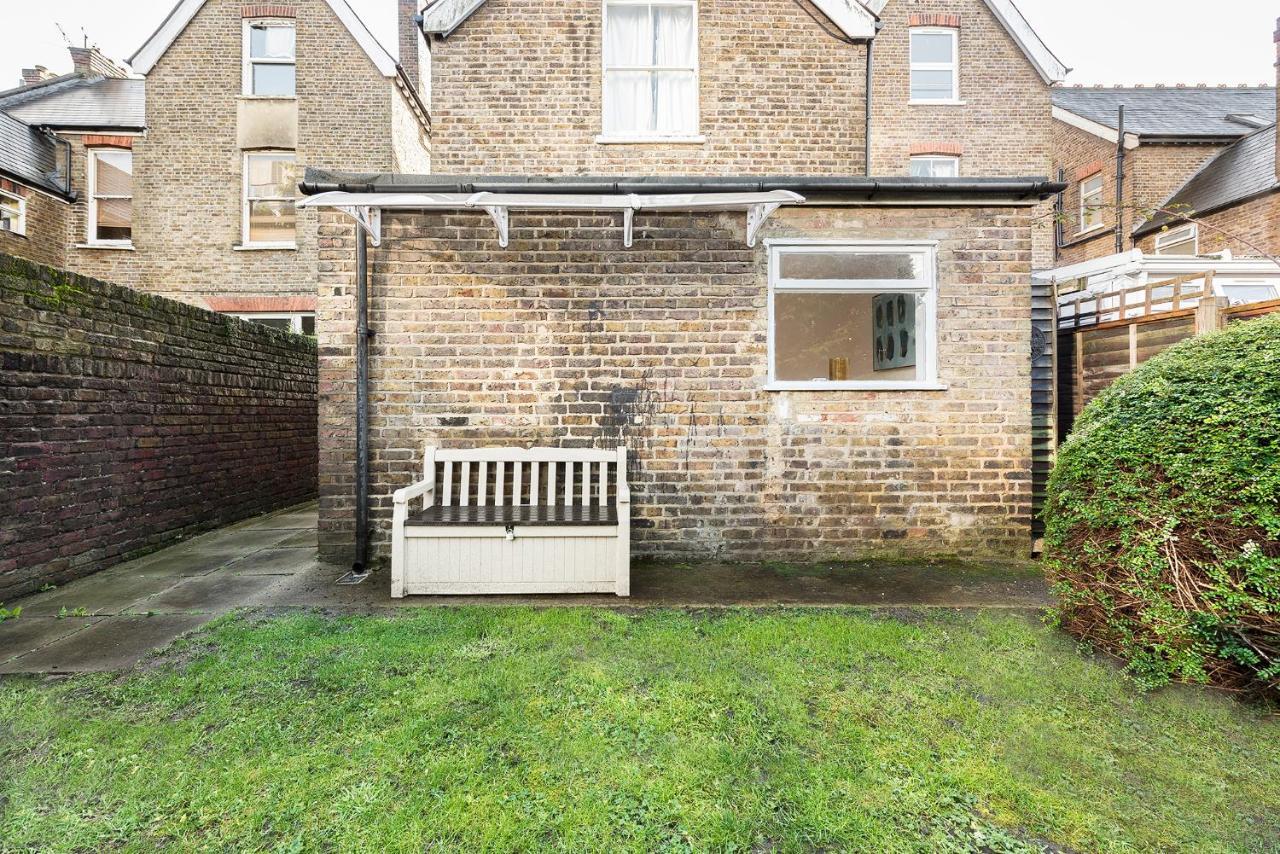 Heart Of Ealing Apartment With Garden Londres Extérieur photo