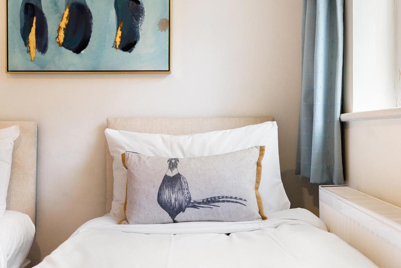 Heart Of Ealing Apartment With Garden Londres Extérieur photo