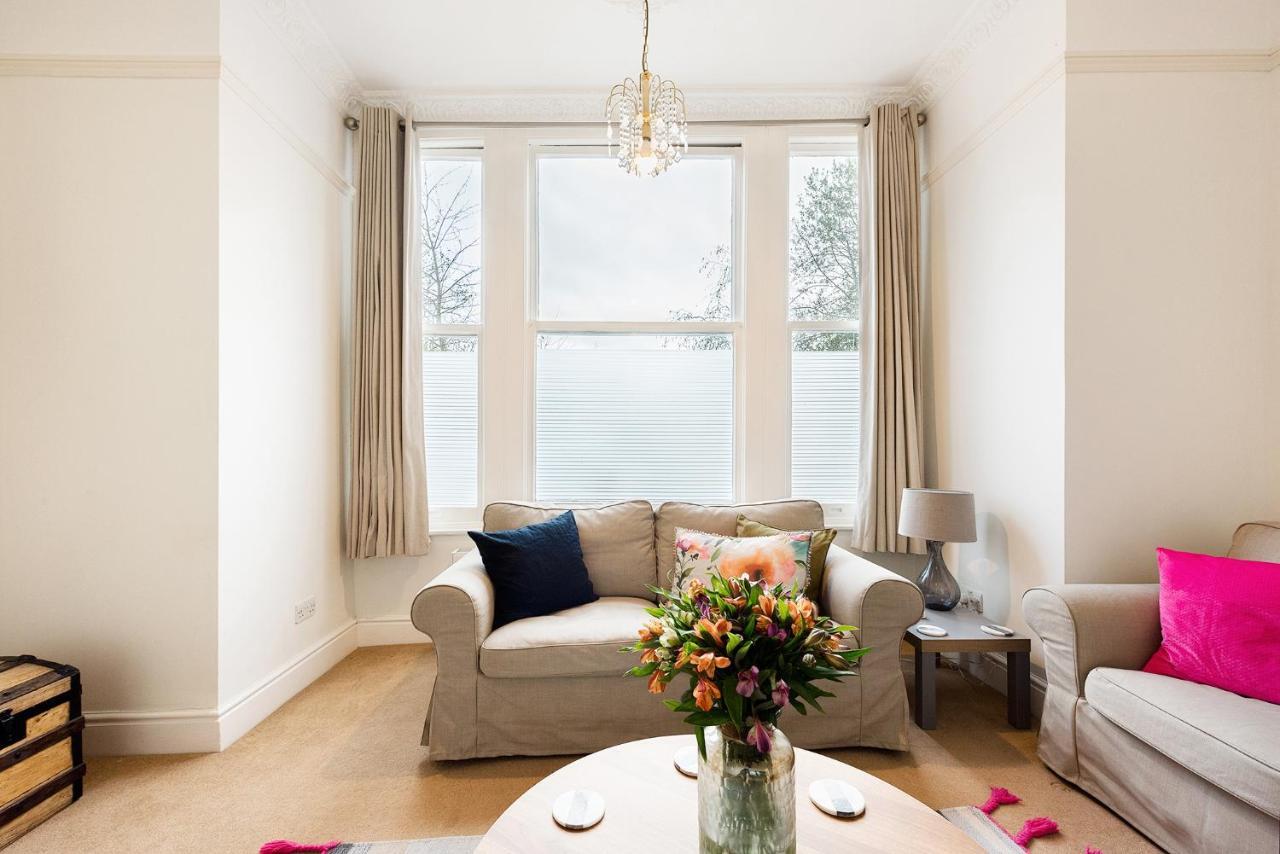 Heart Of Ealing Apartment With Garden Londres Extérieur photo
