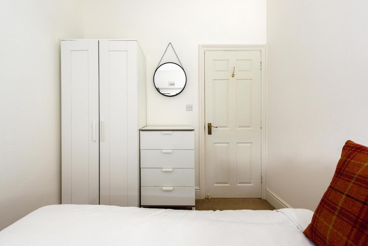 Heart Of Ealing Apartment With Garden Londres Extérieur photo