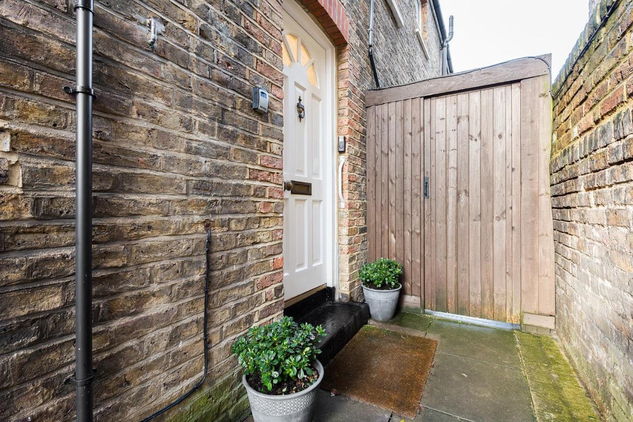 Heart Of Ealing Apartment With Garden Londres Extérieur photo